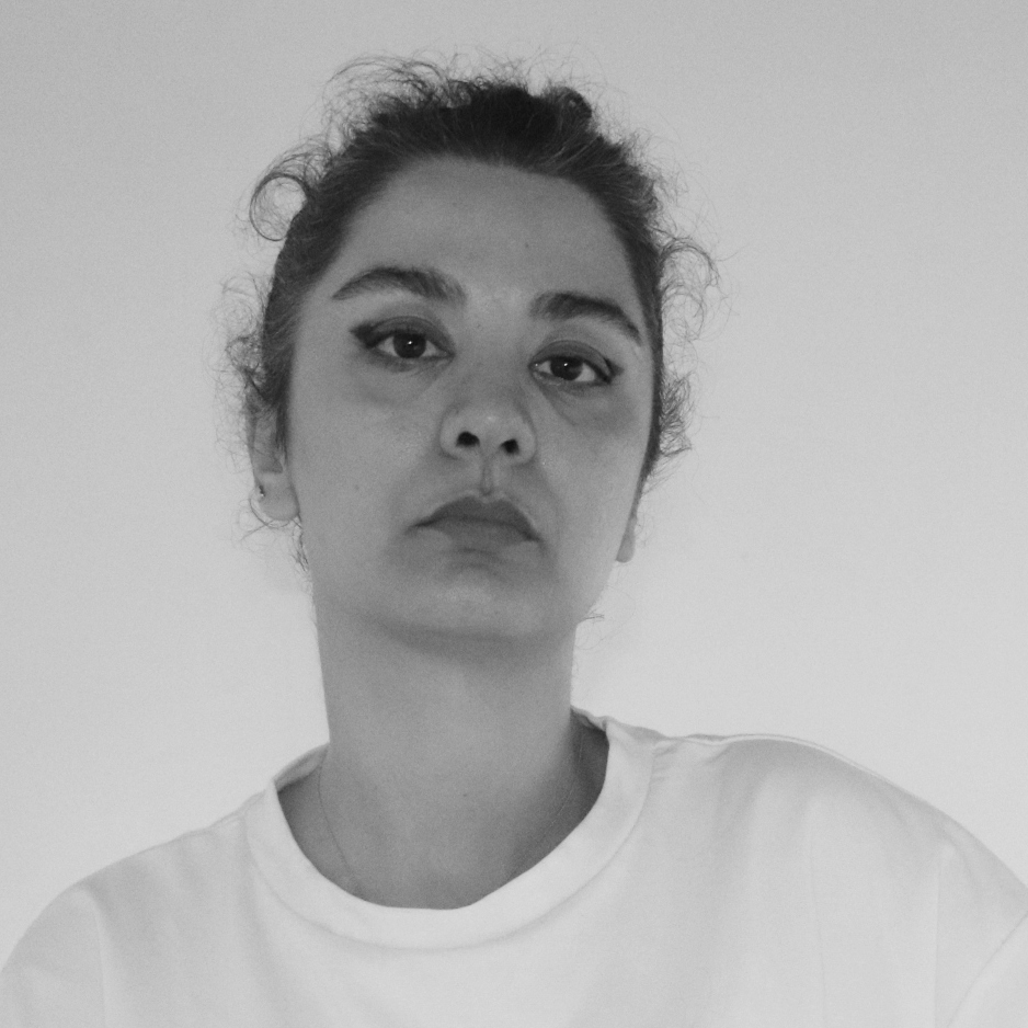 Portrait Saeedeh Hatami - On Board And Staff -
